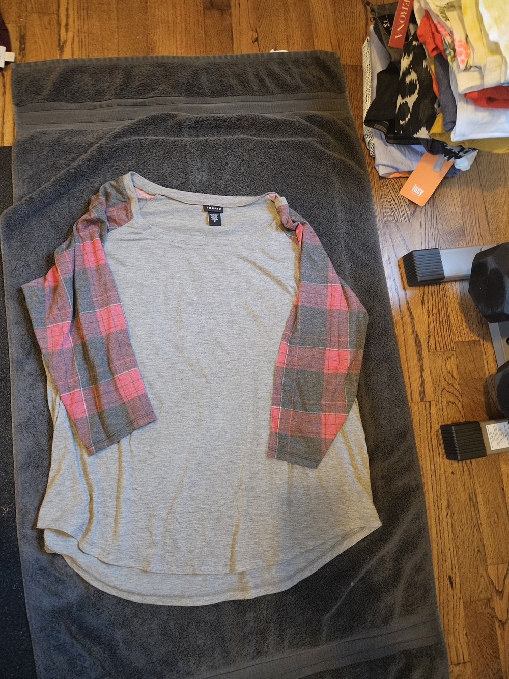 Torrid. Gray Top with Red Plaid Sleeves